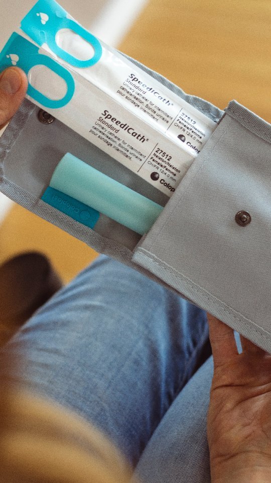 I don't want to use catheters but I gotta so....
Better use ones that make my life easier!
Thanks @coloplast.ca for keeping me (aka your customer) in mind when making tweaks to your products!
For a free sample of SpeediCath Standard head to Coloplast.ca!
#necessary #medicaldevices #ad #wheelchairthings #pee