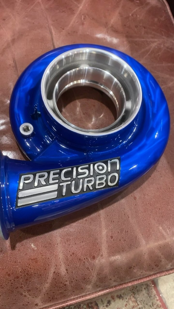 The New @precisionturbo 8685 Next Gen 2 is lookin all types of right after we got it dialed in. Alittle grinder art with @prismaticpowders Peeka Blue, Brushed and Cleared letters, and Satin Black backfill. Turned out amazing and can’t wait to see this back on @moodygtr Skyline. Should be a handful once it’s tuned and ready for @gtr.festival in November!!! Keep an eye out for this Monster 👹
#skyline #nissanskyline #nissan #toyota #godzilla #r32 #turbo #turbocharged #boosted #skylinenation #jdm #jdmcars #carsofinstagram #fyp #cars #carstagram #precisionturbo #exotics #exoticsmotorsports #blue #art #foryou #carsdaily #beautiful