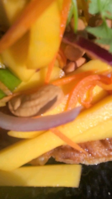 Summer Seasonal
Trout topped with Mango Salad
.
.
.
.
.
.
.
.
#seattle #foodie #smallbusiness #minorityowned #seafood #trout #summer #seasonal #fremont #ballard