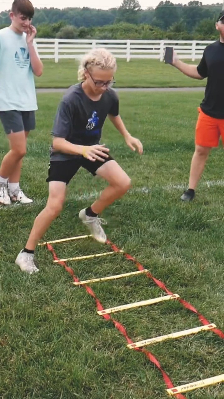 We had a great time kicking off our Speed & Agility Clinics last night!💪
Shout out to everyone who came out and put in the work! We'll see you next week!
#lacrosse #speed #agility #training