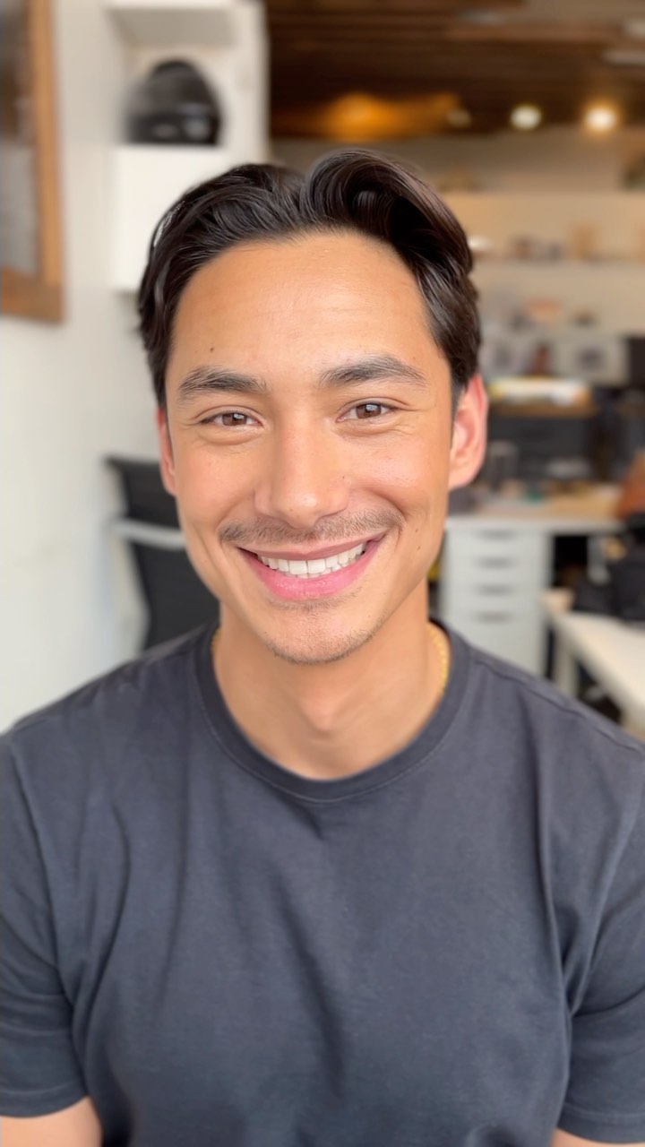 Aaron is camera ready! ✅ @aaronzammit 😊 #mensmakeup by me. Whether it be for a photoshoot or a special occasion, we can’t forget about the guys too! Keep it light and natural 👍 How cute is this picnic tho? 🤩
◇◇◇◇◇◇◇
#makeupartist #mobilemakeupartist #hairstylist #crueltyfreebeauty #softglam #engagement #groomsmakeup #mua #beauty #photoshoot #hairstyling #weddingmakeup #wedding #torontowedding #torontomakeupartist #bridesmaidmakeup #malemakeup #makeupoftheday #makeuplook #bridalmakeup #bridalmakeupartist #gtamakeupartist #etobicoke #mississaugamakeupartist #oakvillemakeupartist #durhammakeupartist
#model #malemodel