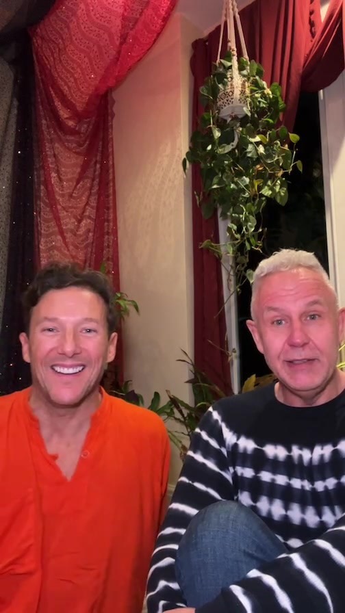 Navigating the maze. @armand_tantra . Our live introduction. #connection #selfdevelopment #transformation #sensuality #tantra #gbtq🌈