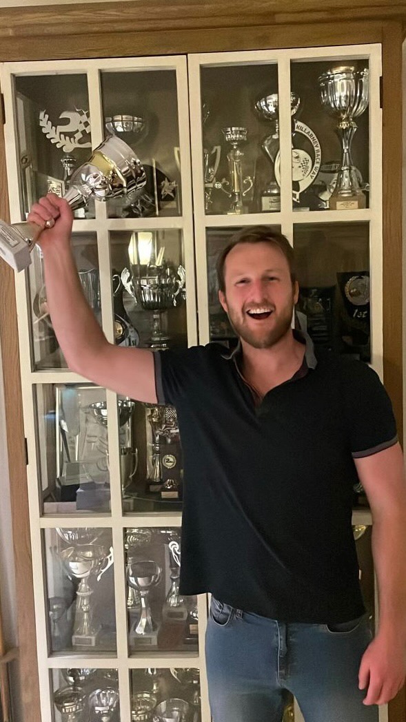 🔥Here’s the highlights of the R 5000 comp🔥
🏆Well done to @adrianraath for pulling off a heroic final play to take the win!!!🏆
🙏Huge thank you to everyone who joined us!!!🙏
🤯What an epic month at Cape Town Golf🤯
#capetowngolf #golfcpt #golfsimulator #golfrsa
#golfsouthafrica #westernprovincegolf #wpgolf #pgatour #indoorgolf #indoorsimulator #drivingrange #golftips
#lpgatour #lettour #livgolf #golfcoach #golfswing #golfvibes
#golflife #golfgirl #golfgirls #juniorgolf #kidsgolf #sakidsgolf #uskidsgolf