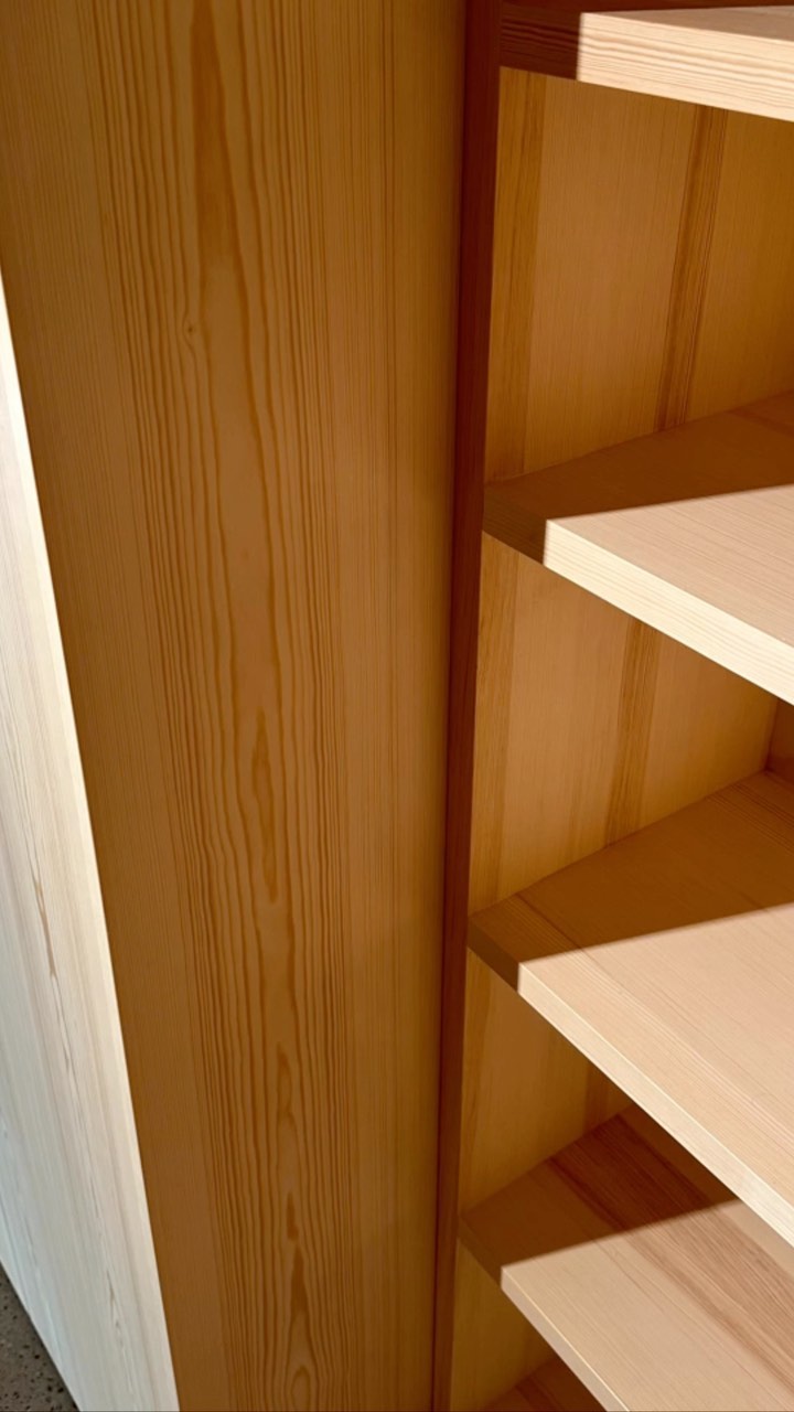 Furu innredning
.
.
.
.
.
.
.
.
.
#woodworking #wood #handmade #woodworker #woodwork #diy #design #interiordesign #woodart #art #homedecor #furniture #wooddesign #carpentry #woodcraft #woodshop #woodcarving #carpenter #handcrafted #woodturning #maker #furnituredesign #interior #custom #woodworkersofinstagram #decor #home #tools #woodworkingcommunity #woodworkers