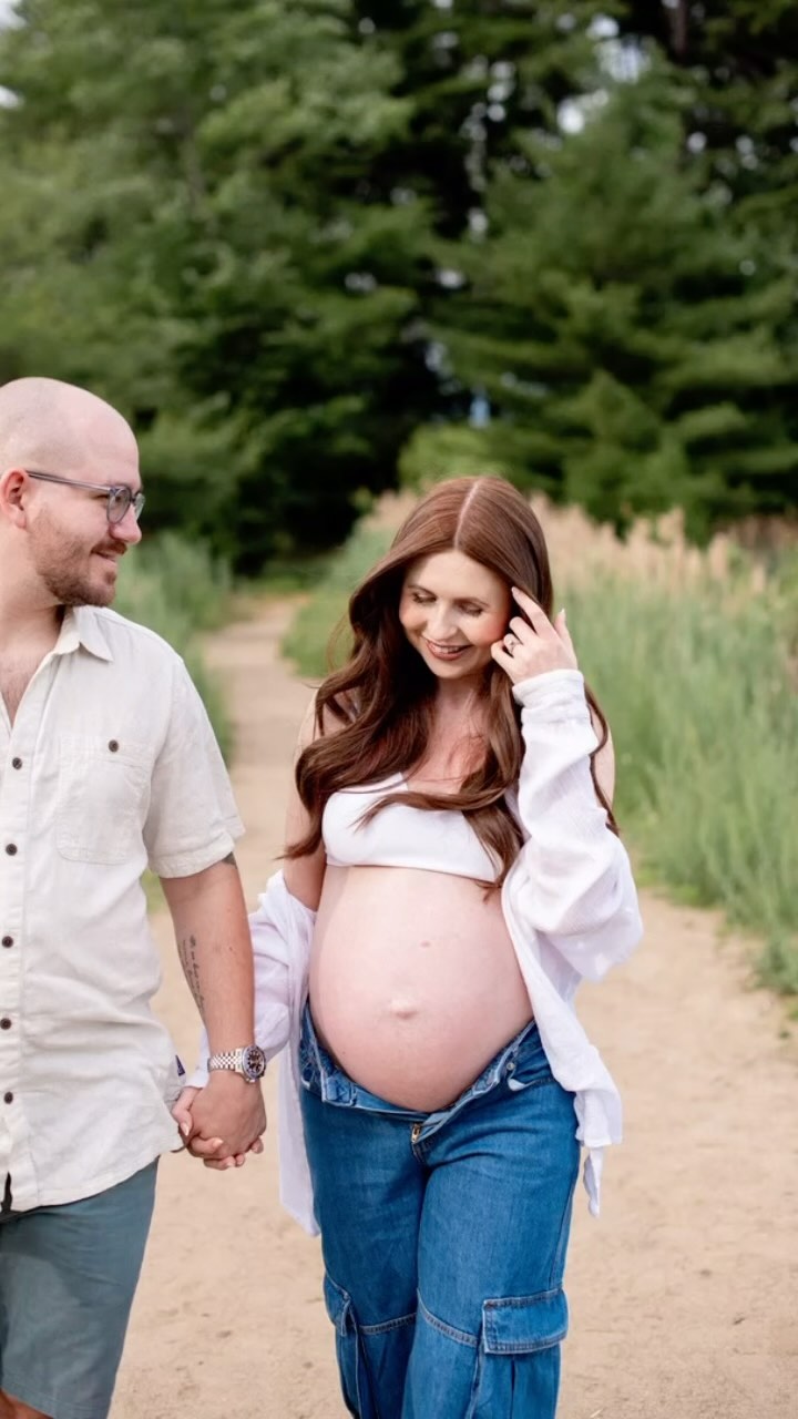 Because the honor of my LIFE was shooting my best friend’s pregnancy announcement, half-baked, maternity, and newborn shoot….. here are some favorites from this gorgeous angel’s maternity session. Can you say CHIC? Can you say GLOWING??