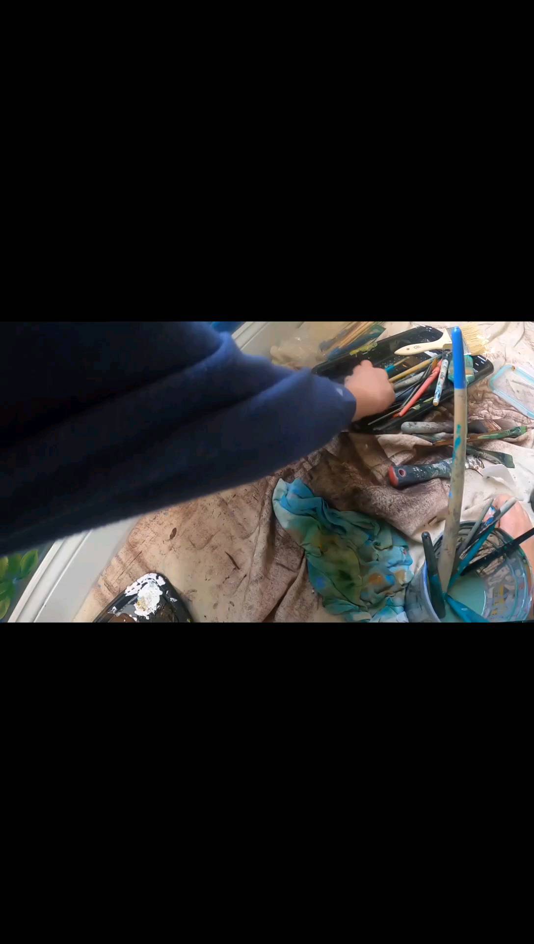 A video created from shots from the painting process of wall 2 of the Pachamama mural. A bobcat appears by the waters of life flowing from the lady of the mountain.
.
.
#muralartist #wallmural #wallart #Nhart #nhartist #dailyart #artoftheday #artlovers #newenglandartist #newageart #art #artist #artoninstagram #instaart #artforthesoul #artforyourwalls #loveart #acrylicpainting #paintdaily #paintingprocess #acrylicpainting #Pachamama