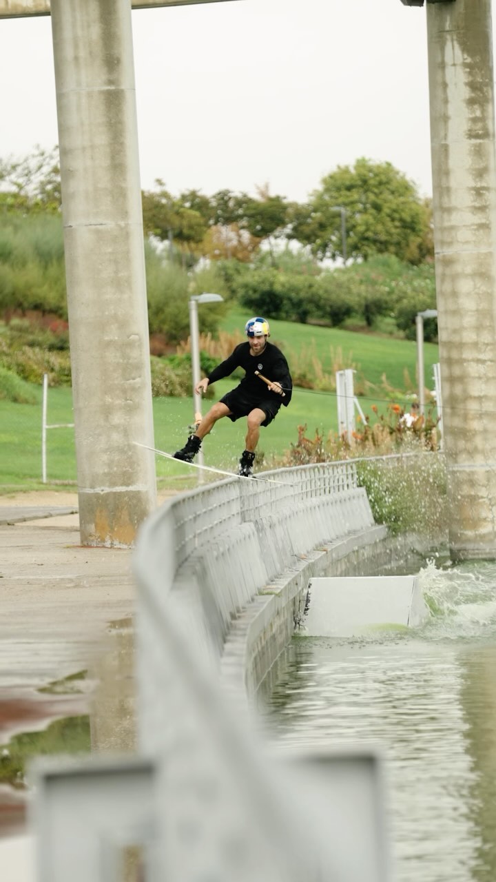 RAW clip from „Winch Fiesta“ 🌶️
Check out the full edit if you haven‘t already done so. Its fire! Link in bio.
@redbullaustria
@domhernler
@maximegiry
#pulledbysculpture