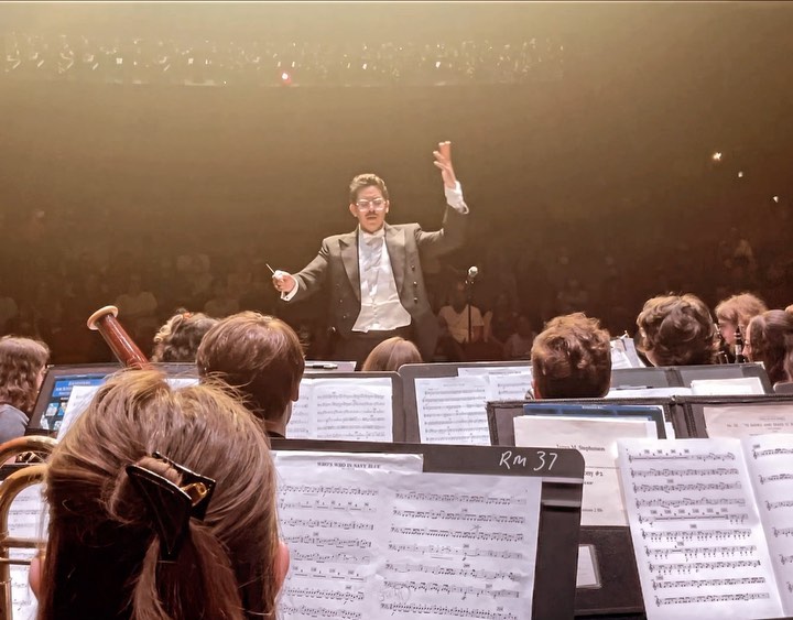 “Magnolia Star” by Steve Danyew
Excerpt from a PSU University Band Performance back on 06/02/22
Can’t wait to conduct this group again soon!!
.
.
.
.
.
.
.
.
.
.
.
#conductor #conducting #musicworld #musicdaily #musiceducation #musician #musicschool #orchestra #conductorlife #windsymphony #windensemble #band #concertband