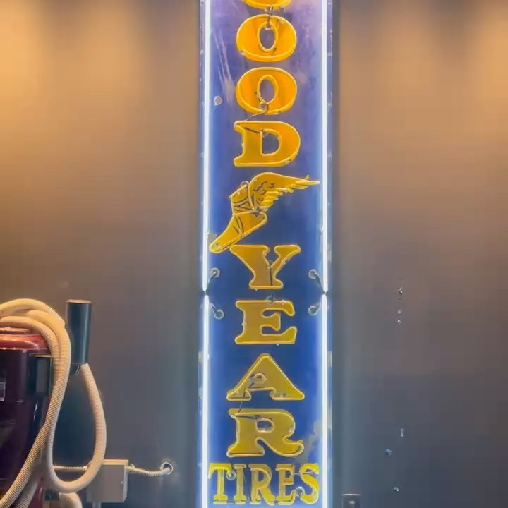 Great restoration. Original good year from the 50s