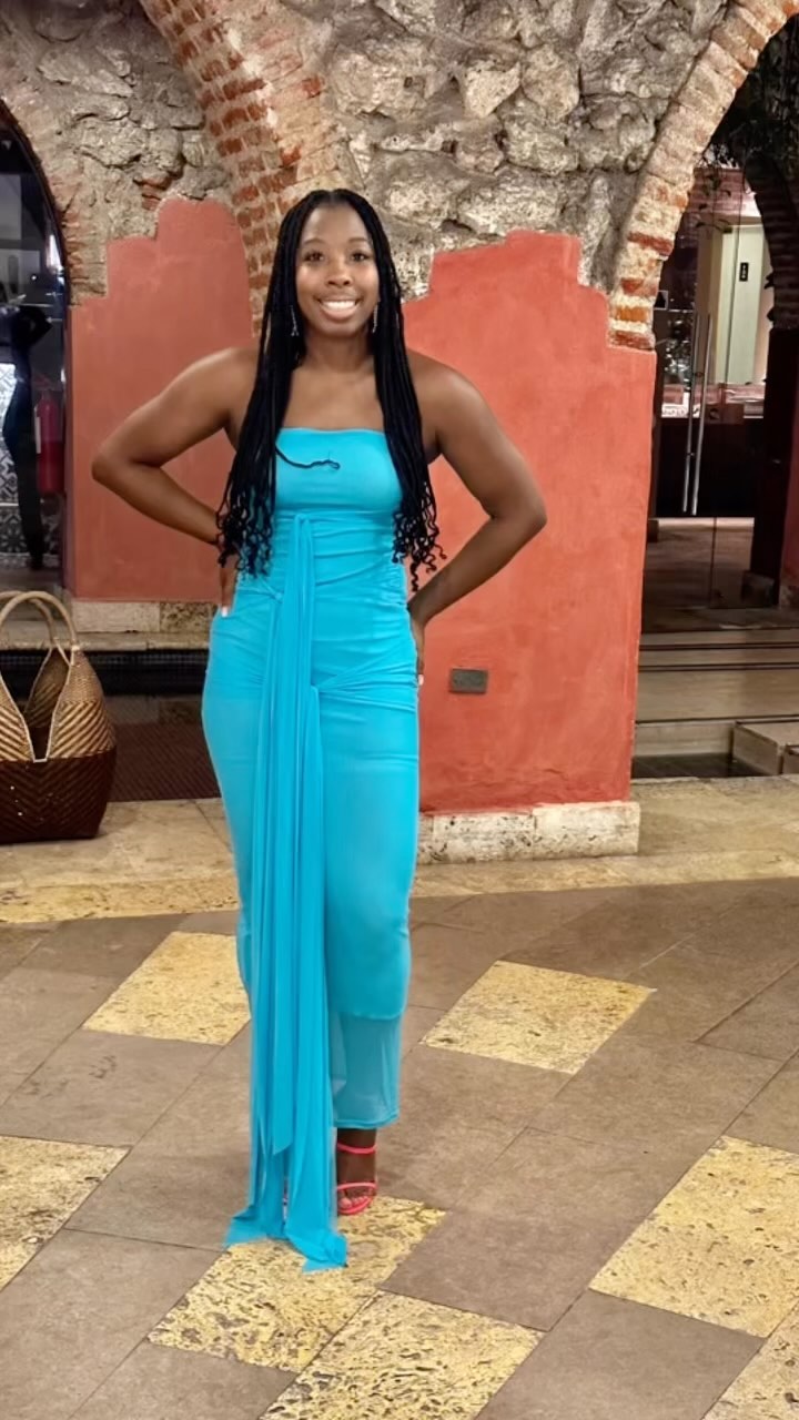 Cartegena, Columbia✨
Moment of Transparency:
As a psychologist, there are times when it feels that others’ needs are more important than my own. When I take time off, there is often a guilt that comes over me, as my mind reminds me of the one million other things I should be doing. This week’s vacation started off the same way. I had so many things going on in my head, so many tasks left unfinished, and so many other things I felt I should be focused on. It took me days to really get into “vacation mode”.
But I am starting to feel a shift. Starting to really understand the importance of prioritizing my needs and placing myself at the top of my own priority list. For me this means radically accepting that I cannot do all, be all, please all, show up for all etc. And that is OKAY!
It’s a true journey…. And I’m leaning into it more and more. ✨✨