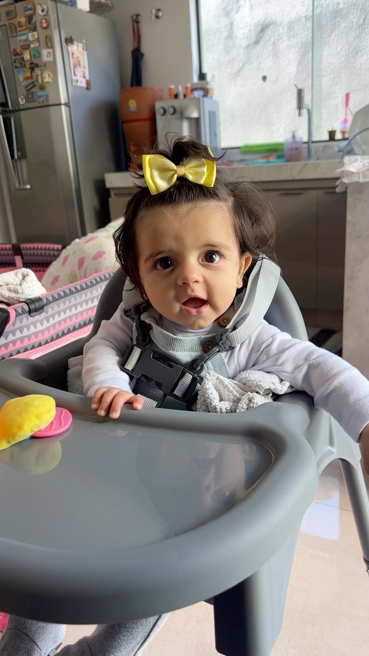 Uma princesinha passando na sua time line … #maria