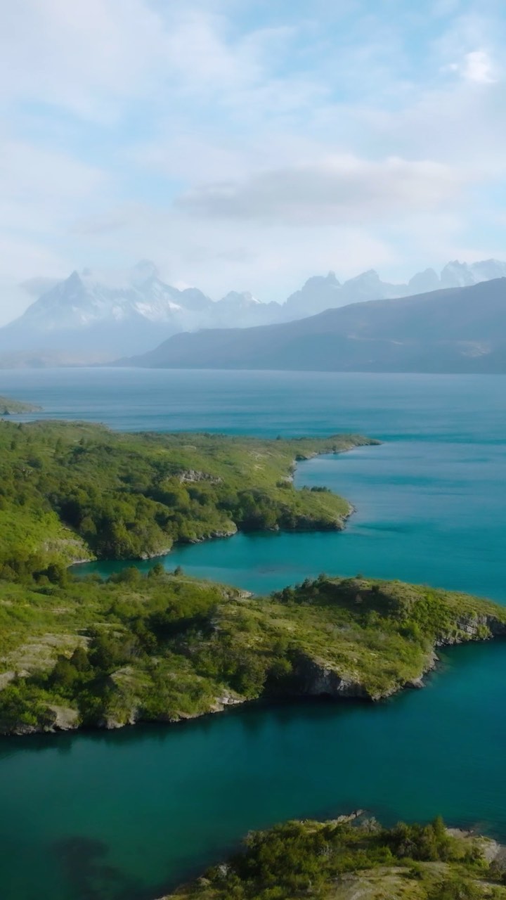 🌎
Happy Earth Day!
We were so lucky to be down in Chilean Patagonia the last month filming and flying drones in one of the most spectacular and unfocused places on earth.
Shoutout to @limitlestravel for having us on the incredible adventures!
Shot on the DJI Mavic 3 Cine and @tiffencompany ND16/PL filter.
•
#Earthday #Patagonia #Chile #Torresdelpaine #travel #adventure #dronegear #aerial #dji #dronelife #tiffen