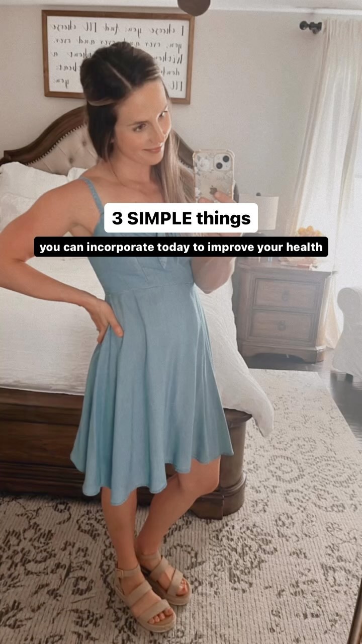 3 SIMPLE things you can do today to improve your health
1. Get in 30min of movement
2. Replace all sugary drinks with filtered WATER 💦
3. Turn OFF your phone 1 hour before bed
These seem so small but can make a significant difference! Try it out and let me know how you feel 👊🏻
.
.
.
.
.
#equippingstrength #dallasgym #strengthtraining #fitmom #dallasblogger #womensfitness #dallasmom #homeworkouts #fitpregnancy #postpartumfitness #momswholift
