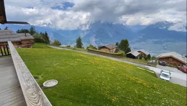 Great day for a mow.
-
-
#emploipaysagiste #nendaz #nendaz4vallees #mowingthelawn #gardeninspo #landscapegardener #teamspirit
