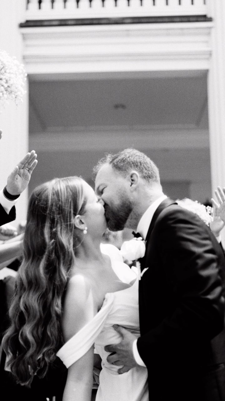 THE DONALDSONS
.
.
.
Planner: @weddingsbyep
Photos: @suzidayphoto
Video: @awakenfilms
Florals: @333designs
Dress: @thesomethingblueshoppe
Suit: @menswearhouse
HMU: Kayla Jasper & Madison Vigil
Catering: @masondixonhsv
Baker: @themoonbakeshop
DJ: @rocket_entertainment
.
.
.
#bride #weddingshoes #stylemepretty #bridalstyle #weddingphotography #weddingplanning #groom