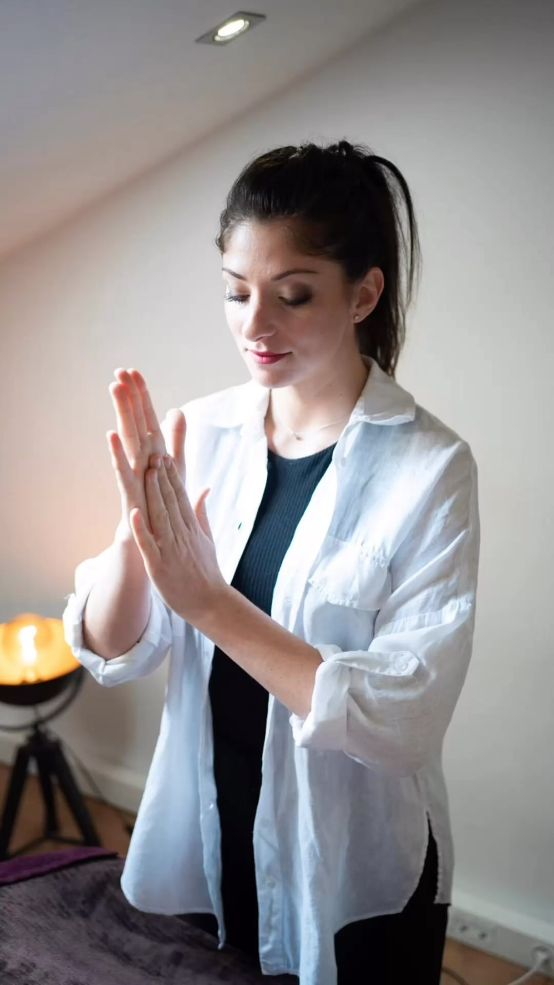 Pour cette année 2024 je vous souhaite à tous et toutes beaucoup d’amour , de la joie dans votre foyer , de la paix dans votre cœur , de la patience dans votre esprit , de la bienveillance dans votre quotidien , de la bonté dans tous vos actes , de l’espoir en un avenir encore meilleur , de la douceur pour votre âme et que votre année soit chargée de bonnes et belles émotions qui vous réjouissent et vous épanouissent . Mettez moi en commentaire : un mot ou une phrase pour définir votre année 2024 ? La mienne est : MOI D’ABORD 🙏♥️ #newyear #voeux #nouvelleannée #sante #bienetre #life #prendssoindetoi #partage #beautifullife #choix #2024