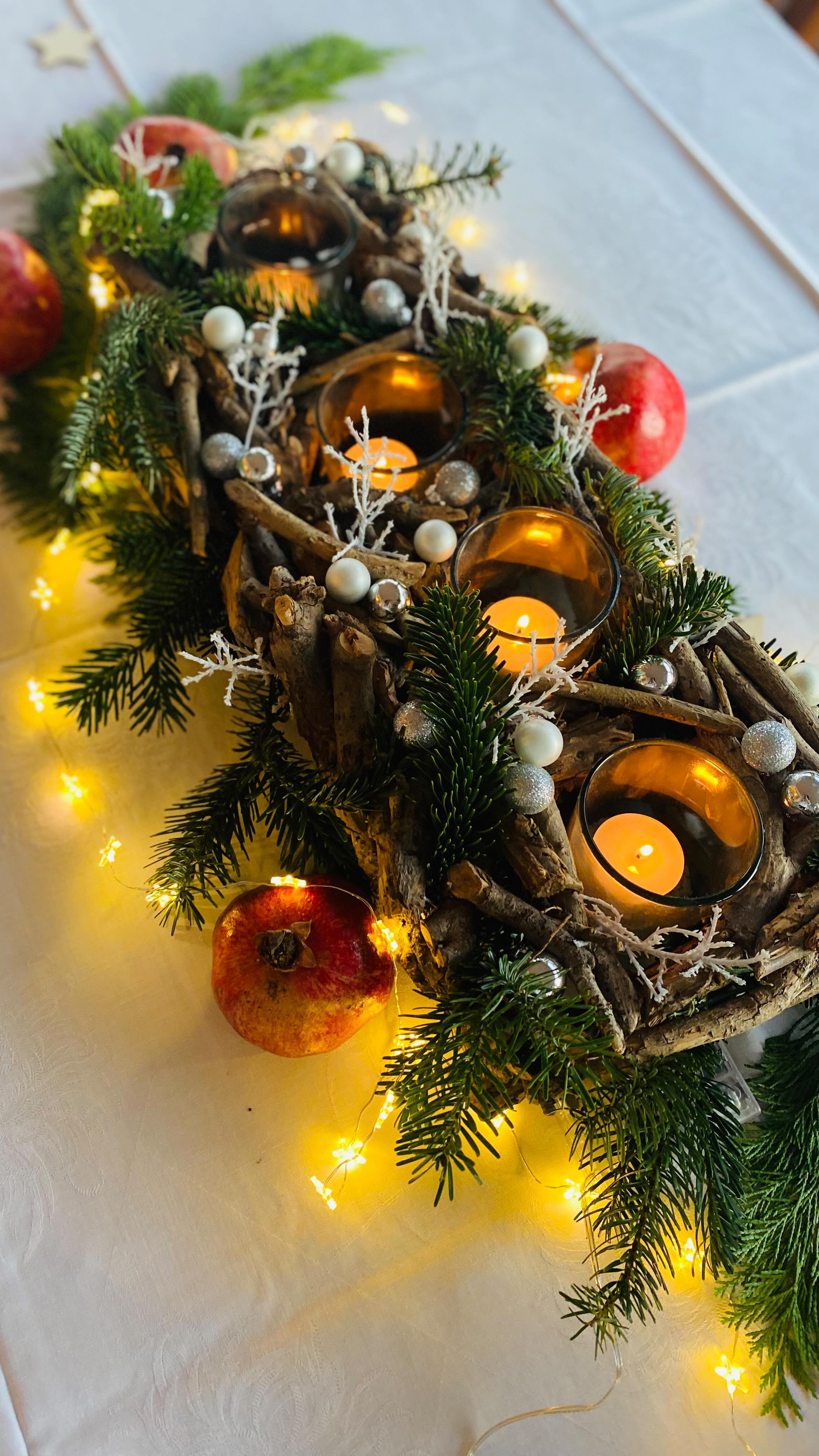 Ein herzliches Dankeschön an all die wundervollen Frauen, die an der vorweihnachtlichen Hausmesse in Meckenbeuren teilgenommen haben. @andreawellhaeusser @sannes_fusspflegestudio22 @melanie_zembrodt @melanie_schiele_official @taijiquanbodensee @petra_weber_taijiquan @karolina.maas.kollektion
Ihr seid großartige Menschen und inspirierende Persönlichkeiten. Ihr seid Powermenschen, die Gesundheit, Schönheit und Spiritualität verkörpern. Eure Anwesenheit hat die Veranstaltung zu etwas ganz Besonderem gemacht. Danke für eure Teilnahme und euer Strahlen!