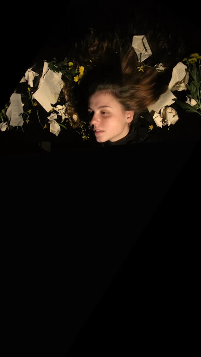 A small glimpse into the rehearsal room.
Hedda Gabler: People Don't Do Such Things is premiering TOMORROW!
& shows on Sunday the 25th (14.00 and 19.00), and Monday the 26th (19.00)
Book your tickets in billeto.dk, the link is in our bio.
#theater
#valby
#visitcph
#valbykulturhus
#copenhagen
#whattodoincopenhagen
#kultur