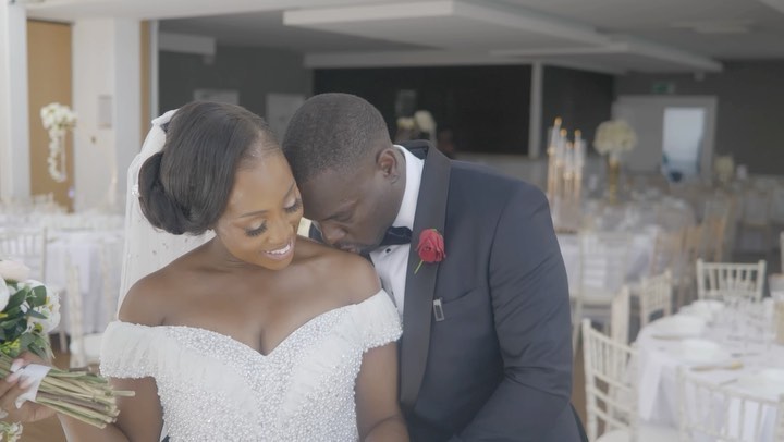 We loved every moment of these wedding. Johnson and Kanayo are just amazing couple #simple!. We pray you have a wonderful marriage.
Bride @doctorkanayo
Planner @vs.designandevents
Video @eristudios
Photographers @jessekonadu.photography & @godsonstudio
Mua @dejirachel_
Hair @jupiter_styles
Cocktails @edeliciouscocktails
MC @follyfresh
Cake @flavourbitescakes
Devore @tdseventz_managementservices
Spoken word @truthfultaboos @tumimary