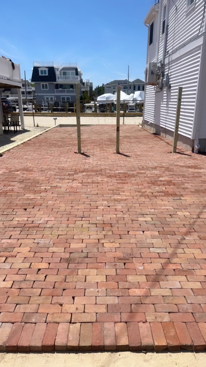 Happy Father's Day! I retired from commercial fishing ( SCALLOPS) to be with my family and to rip apart your yards and put them back together😎. Have a good day! #LandOverSea