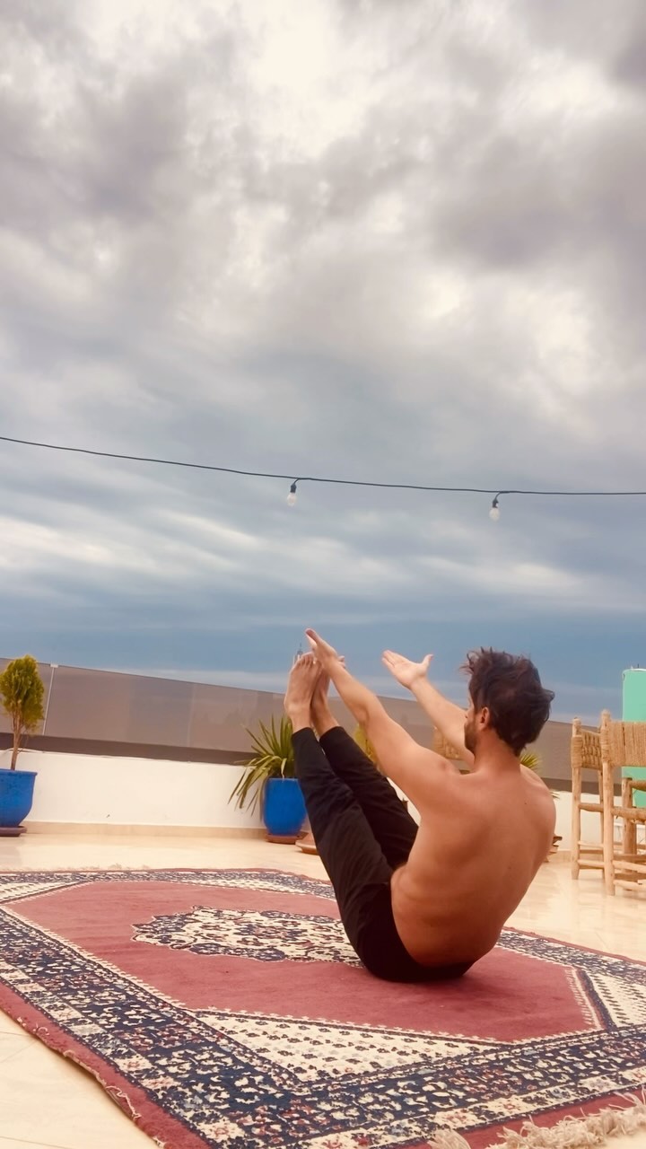 The 7 min morning yoga flow. (Condensed for Instagram but full version also available)
#yogaimsouane #yoga #yogamorning #yogaflow