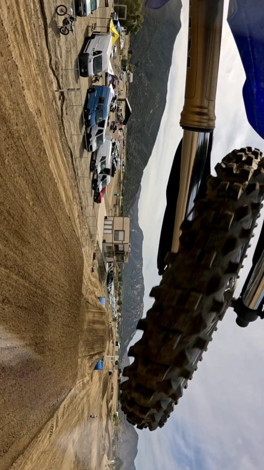 "I don't remember throwing a whip" @billylaninovich
moto's & coaching @foxraceway #lanomx #foxraceway #gopro #motocrossmetrics