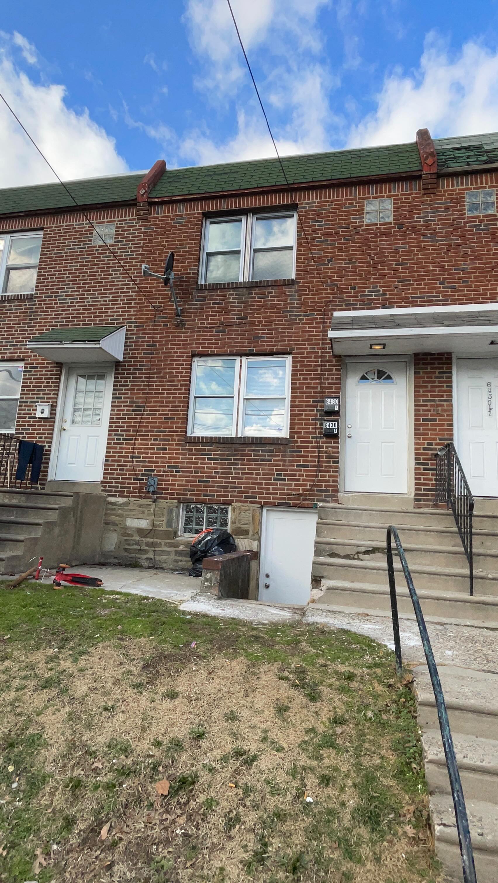 TWO RENOVATED APARTMENTS AVAILABLE FOR RENT๐ก
FIRST FLOOR - 2 BED 1 BATH + HALF FINISHED BASEMENT + BACKYARD.
SECOND FLOOR - 1 BED 1 BATH.
FOR MORE INFO, PLEASE MESSAGE US OR VISIT OUR WEBSITE. (Link in bio)
#philadelphia #philly #philadelphiarealestate #phillyagent #phillyinvestors #philadelphiainvestor #realestate #realestateagent #realestateinvesting #realestatetips #phillyphilly #phillysupportphilly
#northeast #northeastphilly #westphilly #weatphiladelphia #southphilly #southphiladelphia #eagles #sixers #76ers #olney #mayfair #philadelphiaairport #northernliberties #northphilly #northphiladelphia #manayunk #fairmountpark #nextdoormanagement