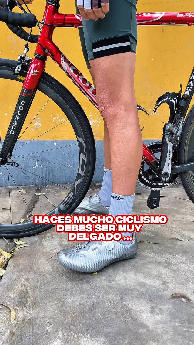 Oops 😅 😬
#ropadeciclismo #ciclista #santic
📹 @kell.kreaciones