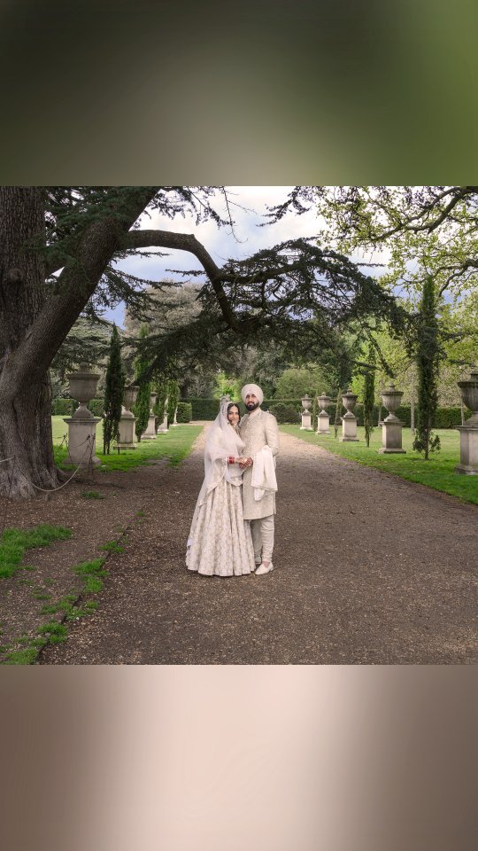 The story of Jaspreet & Amrita
www.thefilmeditor.co.uk
CLICK + LIKE + SHARE
BRIDE & GROOM - @amzkd
Bride Outfit - @lavanyalondon
Groom Outfit - @pagh_vala
Jewellery - @reddotjewels
Mehndi - @bhavismehndi
MUA @ Hair - @shrena.kara @aabeautylondon
Photographer - @randbphotos
#weddingsutra #bride #indianbride #asianbride #luxurywedding #weddingvideography #reels #instareels