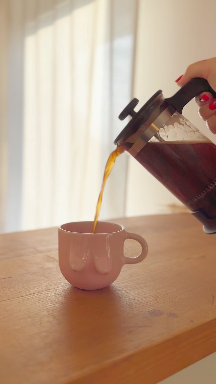 and this mug of course!😍 Rocking our breastie-approved mug in support of Breast Cancer Awareness month!💕 #breastcancerawareness #pinkoctober #coffee #baby #decaf #coffeealternative #coffeemama