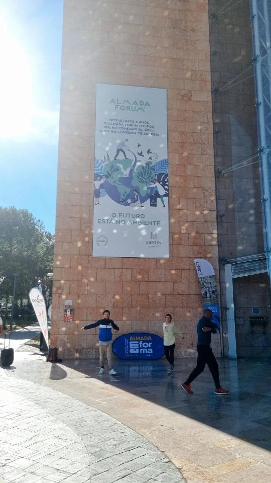 Sábado passámos a manhã a dançar 😊
No próximo dia 22 de Outubro tens uma nova oportunidade de dançar connosco. Encontramo-nos na Praça São João Baptista pelas 10h30 🤩