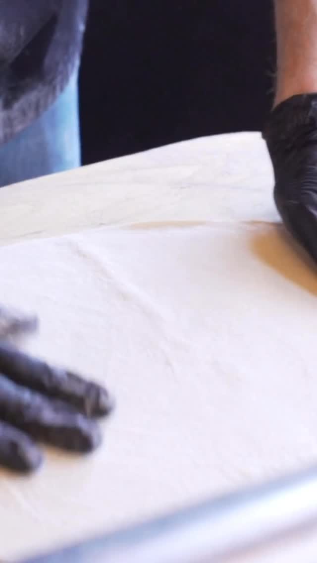 Soft, pillowy dough meets rich, flavorful sauce, and a cheesy finish that melts your worries away. 🧀🔥
Thanks to our skilled Pizza Slayers, every pie hits the spot and keeps you coming back for more.
Taste the magic at GAPCo!
.
.
.
#greenvilleavenuepizzacompany #gapc #pizzaislife #pizzalover #pizzalovers #DallasTexas #PizzaSlayer #PizzaCompany