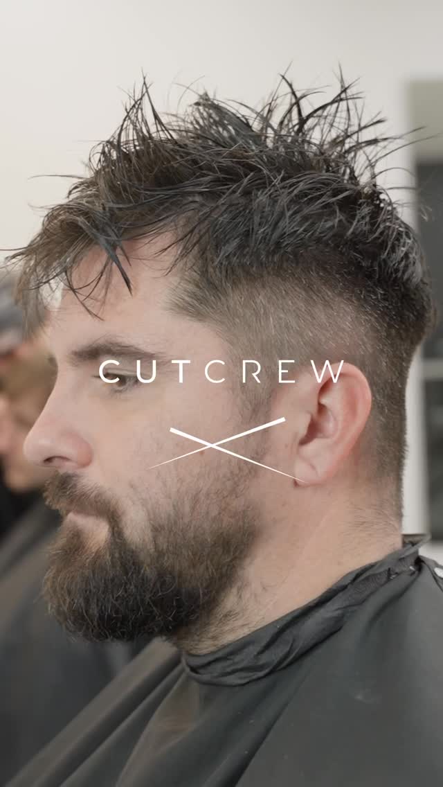 Timeless classic✂️
Už máš vytvořenou rezervaci?
Odkaz v biu.
#fyp#brno#barber