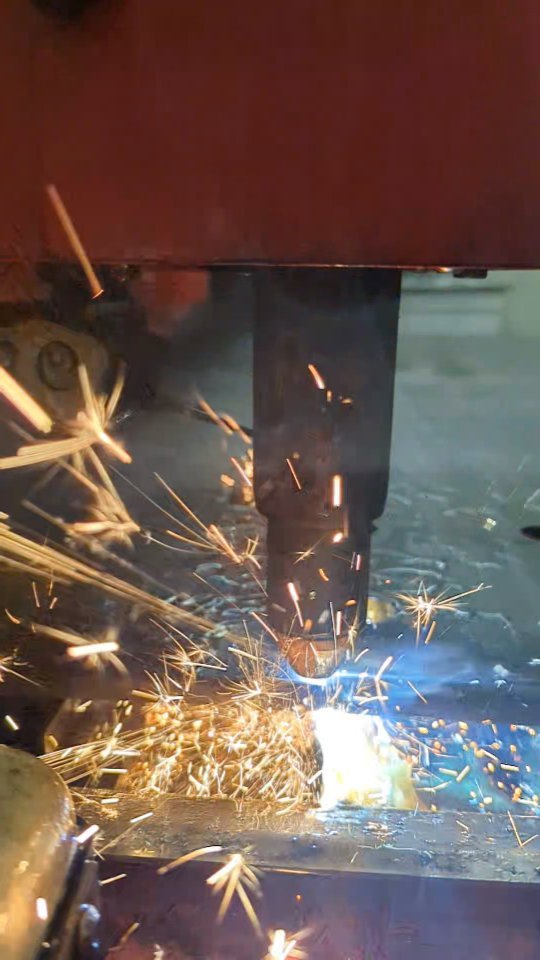 Our @swiftcutautomation table and @hypertherm_plasma always make quick work of things so sometimes it's nice to slow things down a bit...
#cncplasma #swiftcutautomation #hypertherm125 #weld #weldporn #plasmacutting #weldernation #millerwelders #customfabrication #custommetalwork #fabshop #fabrication #nh