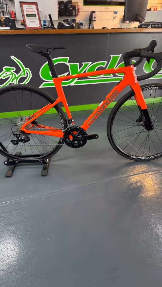 Couple supersix evo’s with some DB607 crabon wheels what a difference they make 🤙🤙
#cycling #magene #cannodale #bling #bikes #roadbikes #supportlocal