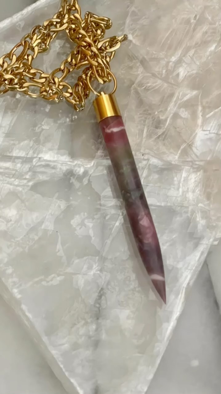 C A R V I N G #mahi #work #artist #māoriartist #studio #workshop #necklaces #chains #goldplated #sterlingsilver #droppoint #triangle #rhodonite #idocrase #grossulargarnet #southislandstone #nz