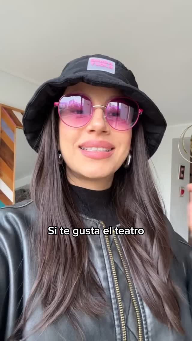 ¡ALERTA DE CONCURSO FLASH!
Hoy regalamos entradas para Los Peces No Vuelan en Teatro CorpArtes… ¡y tú puedes ser parte de esta experiencia inolvidable!
@srtablum y @karla_melo_ tienen 2 entradas dobles cada una para compartir con sus seguidores.
Para participar, responde en esta publicación:
¿Qué sueño no te has atrevido a vivir… o cuál ya te lanzaste a cumplir?
Vamos a leerlos, emocionarnos y celebrar juntos el valor de atreverse.
¡Corre que el sorteo es rápido…muy rápido y la función está a la vuelta de la esquina!
Quedan solo 2 días para vivir Los Peces No Vuelan en Teatro CorpArtes.
Entradas en corpArtes.cl
(Aprovecha el 2x1 en platea general)
🐡 LOS PECES NO VUELAN
🗓️ 23 MAYO | 20:00 h
🗓️ 24 MAYO | 19:00 h
👥 Público sugerido +8 años
📍 Rosario Norte 660, nivel -2, Las Condes
@mairaboden
@felipezepedau
@diegoriffart
@alextremista
#ValeEscorza
@paulabarracepe
@joseluiscifuentessoto
@ferjaviersolis
@gasparduclosbesa_
@soy.larach
#LosPecesNoVuelan #LaMonaIlustre #TeatroCorpArtes #TeatroChileno
#ConcursoFlash #LosPecesNoVuelan #LaMonaIlustre