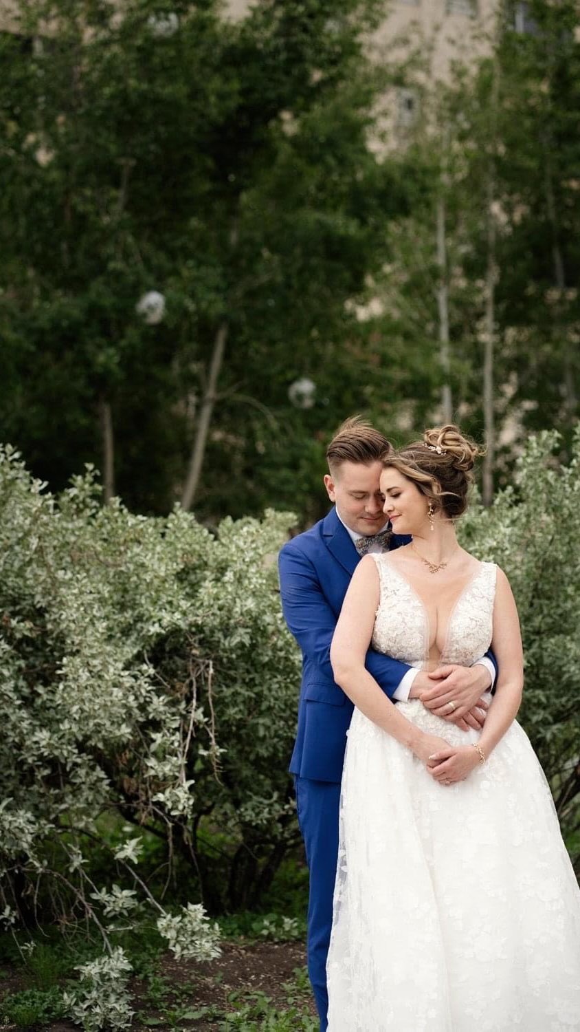 It was such a joy bringing Katie’s vision to life and celebrating the love story of these high school sweethearts!
Their wedding was filled with so many personal touches including the groom’s grandfather officiating the ceremony, a photo wall, adorable diy table numbers and the most wonderful words said about them!
An amazing kick off to our wedding season!
Congratulations Katie & Brandon 🍾🥂
Design and coordination: @atseyieevents
Venue: @matrixhotel
Photographer: @daphnebrandonphotography
Florals: @hypnoticbloomflowers
*repost b/c technical difficulties!
#edmontonweddingplanner #weddingplanner #weddingcoodinator #weddingdecor #edmontonweddingcoordinator #ido #lifeofaweddingplanner