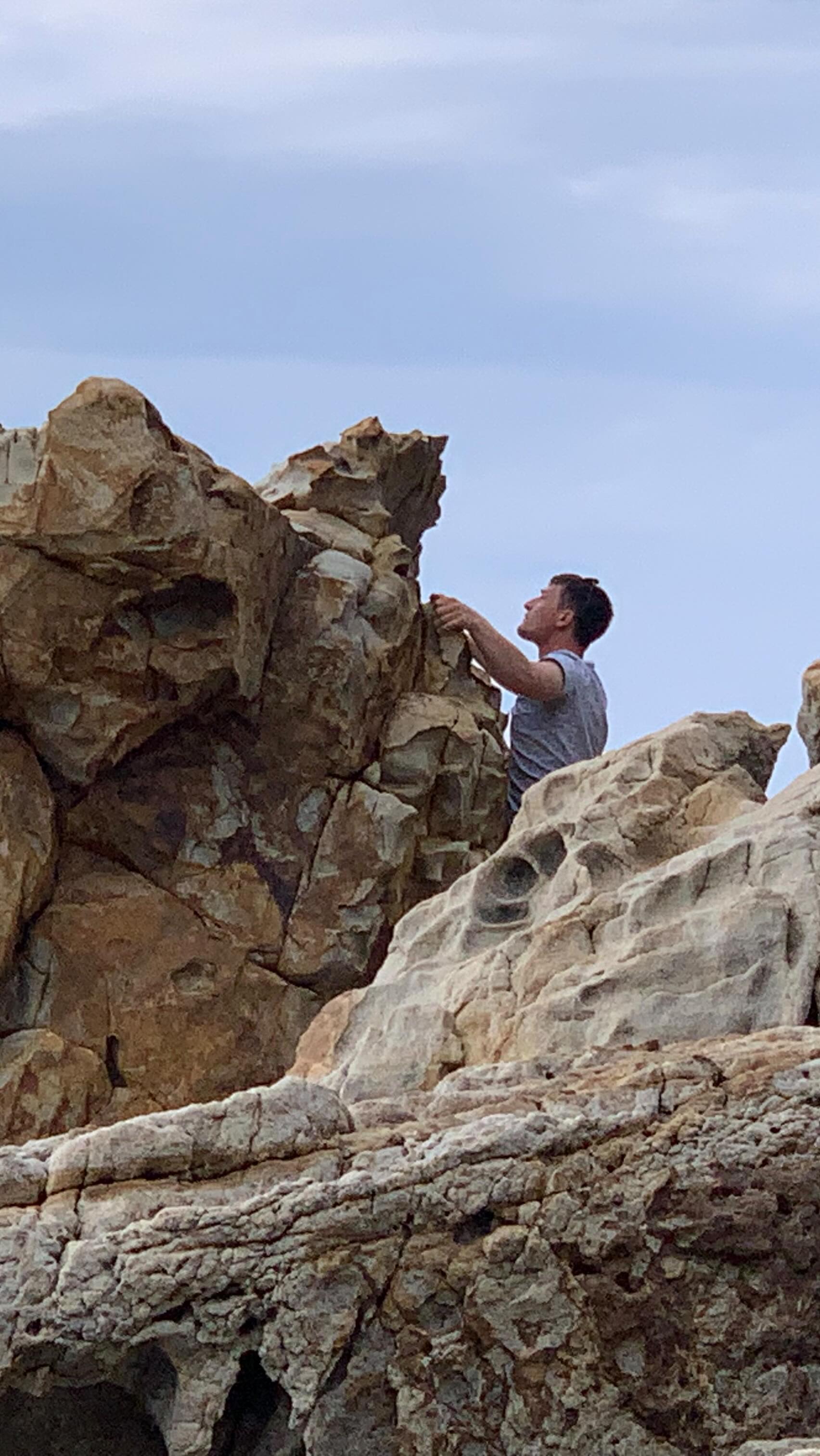 Wachsen hat auch immer etwas mit loslassen zu tun.
#mentalhealth #positivethinking #loslassen #wachsen