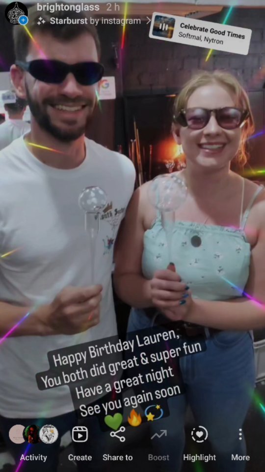 Shared glassblowing experience gifted to Lauren for her Birthday by boyfriend Rob. Both did great and went home with their own handmade pendants and baubles. Have great weekend 👏💯🎂
💚🔥💫 #brightonglass #glassblowing #lampworking #glassofig #glass #glassart Brighton glass #bestofglass #newmakers #thingstodoinbrighton #brightonglassblowing #glassblowingintheuk #ukglass #hardtobuyfor #experiences