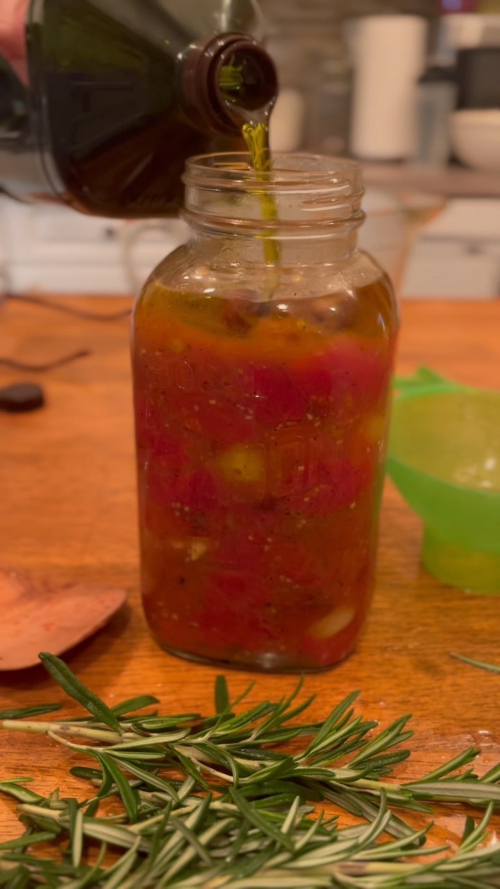 Preserved tomatoes, @shayeelliott style! We’re almost finished our jar of garden tomatoes so had to make another with store bought. These are so delicious and great added to pastas, salads, sandwiches…you name it! The cap of oil preserves these for months as long as nothing is poking above the oil cap. Try them out, they’re great, and you won’t have to see another moldy tomato on your counter ever again. 😉🍅
Shaye Elliott at the Elliott Homestead has a full YouTube video breaking this down, if you want to check things out in more detail. 🤌🏼
Happy Saturday, friends!
#farmtwo53preservation #foodpreservation #foodporn #foodstagram #preservation #canning #canningtomatoes #farm #farmlife