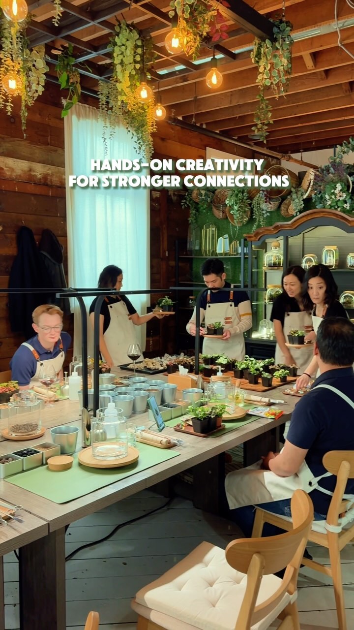 Looking for a fun and creative team-building activity in Vancouver? 🌿🍷 Come together with your team and build your own terrarium! Relax, sip some wine, and enjoy a hands-on experience like no other. Book now!
#teambuilding #vancouverevents #terrariumworkshop #corporateevents #creativeexperience #vancouverlife #plantlover #diycrafts #uniqueevents #groupactivity #datenight