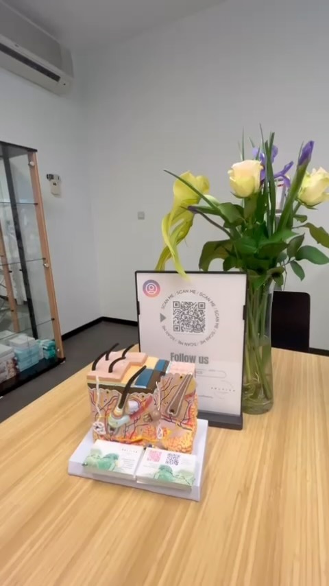 Heeft u ons al bezocht en onze cosmetica gezien? Kom maar langs! We helpen je graag aan een betaalbare maar effectieve huidverzorgingsroutine voor thuis! 🏠
#cosmetica#koreancosmetica#overpelt #neerpelt