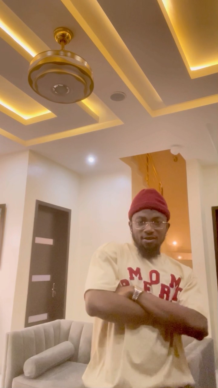 God fit vex for me if i no jump on this song 😂(jes a quick one)…….Song is crack 🔥💯
Kindly share and tag/mention @oxladeofficial🌴❤️ till he sees this… @mufasatundeednut