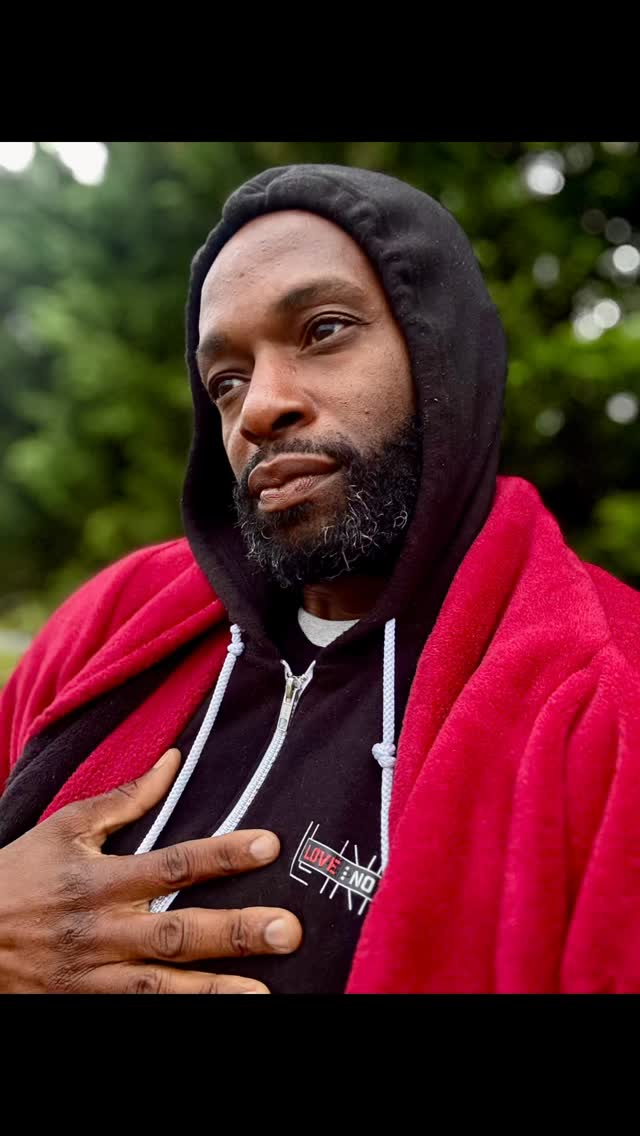 F.E.A.R. False Evidence Appearing Real.
#mrlovenoego
#motivationalspeaker
#love #fear #loveoverfear
#communicationoverconflict