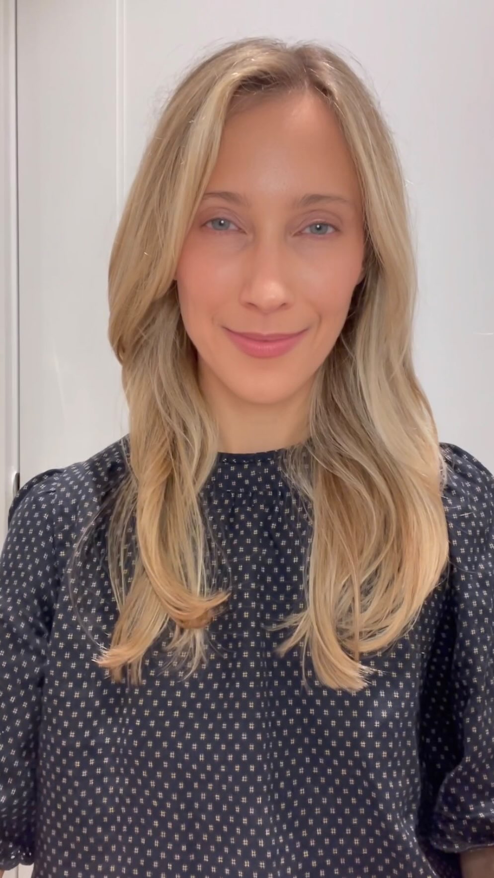 Feeling dull? 😶🌫️ For skin brightening ✨, I’m loving the combination of 15% Vitamin C + PHA Serum and Skin Brightener SPF 35 from @Neostrata ! Check them out on Neostrata.com! 🌟
The serum contains L-ascorbic acid, feverfew and green tea 🍵 extract for potent antioxidant 💥 protection from free radicals! And to intensify the brightening effect, it also contains a polyhydroxy acid for gentle exfoliation. Apply this first— it absorbs quickly and feels hydrating 💧 but not oily. Follow this with the Skin Brightener, which contains 🌞 sunscreen and moisturizer ingredients as well as grape seed 🍇 extract, and there’s no white cast!
#ad, #neoglowyourownway