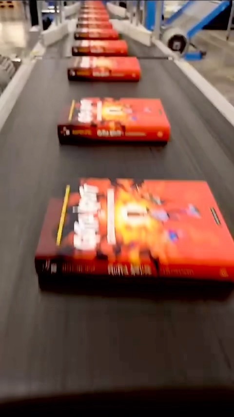 «Gutta Krutt & Gledesdreperen» bestilles her:
https://bok.norli.no/Gutta-Krutt
#guttakrutt #guttakrutt.no #norli #forfatter #writer #author #book #booklover #authors #authorslife #cappelendamm #barnebøker #barneboktips #barnebok #barnebokillustratør #picture #picoftheday #photo #photooftheday #love #lovly #illustrations #bookcoverdesign #childrensbook #bookstagram #fun #bookcover #instabook #instabok #bookblogger #booklove