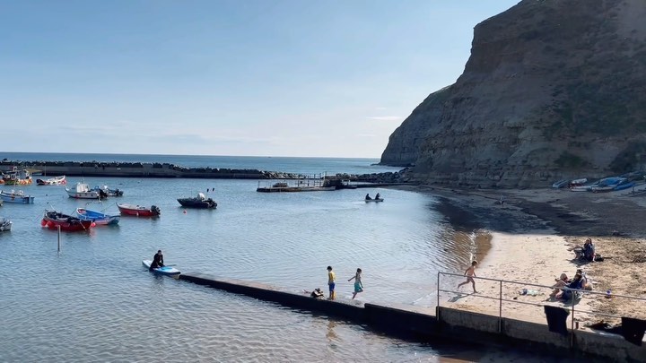 Moments at 📍Staithes, Whitby, and Robin Hood’s Bay
(📽️.the comfy coastline.)
*I do not own rights to music*