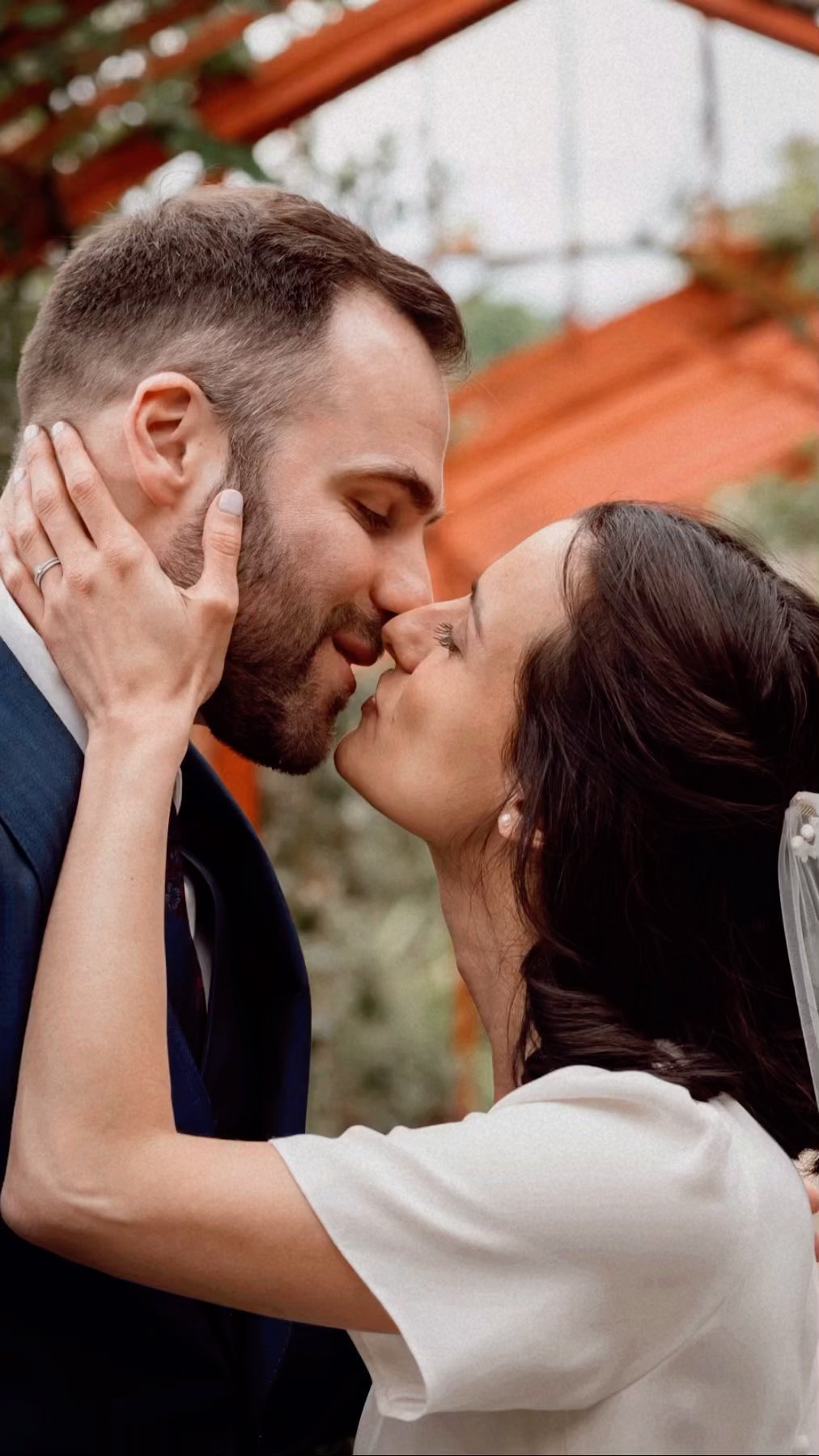 🥀 Léa & Pascal 🥀
Mai 2023 - Séance couple au cœur des jardins du Château de Lacroix-Laval ❤️🔥
Nouvel article en ligne : go check this out on : emmanoam.com/histoires-de-vie 🌹⭐️
#photographer #photographe #photographemariage #photographemariagelyon #mariagelyon #mariage2024 #mariage2025 #weddingplannerlyon #weddinginspiration