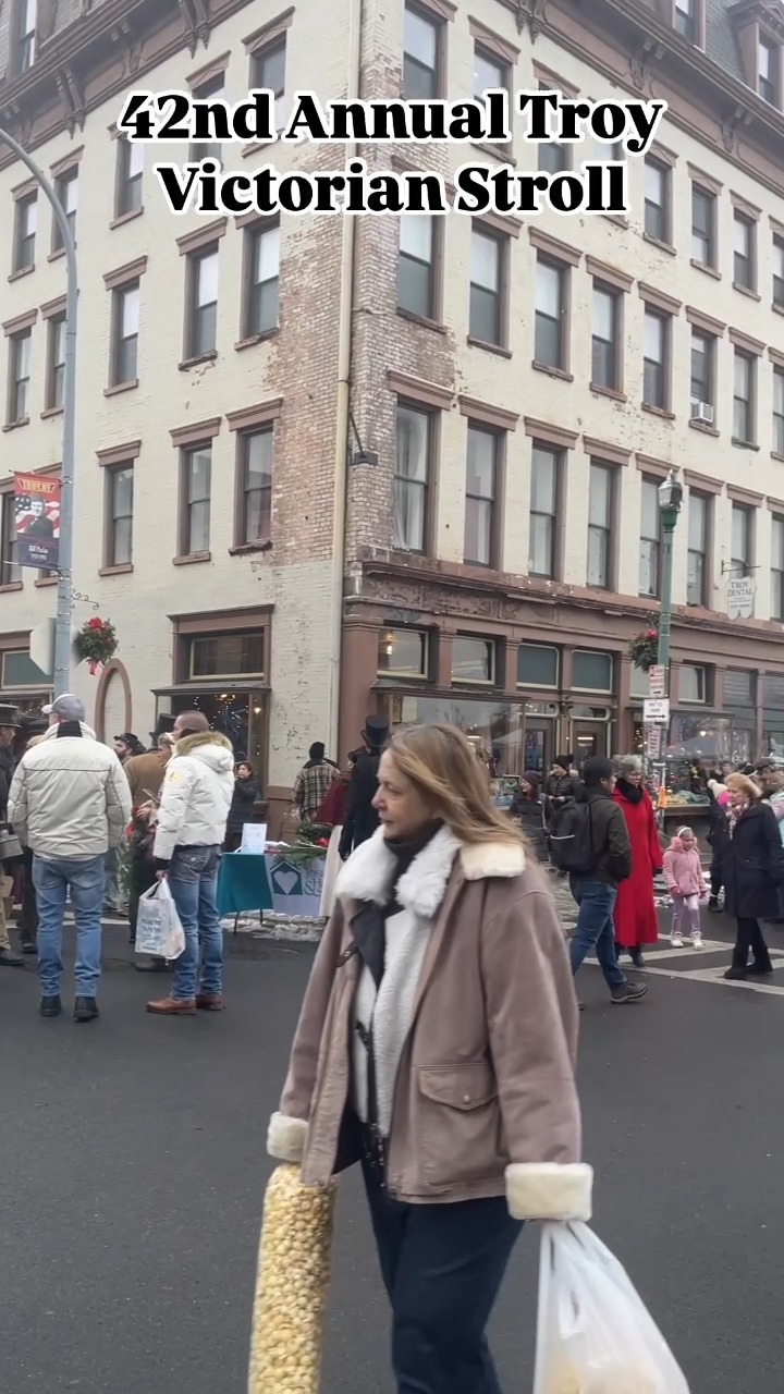 We absolutely love seeing the streets of Downtown Troy come alive with joy and holiday cheer! 🎄✨ A big thank you to everyone who joined us for the 42nd Annual Troy Victorian Stroll — your presence made it truly magical! 🥳🎅🎉